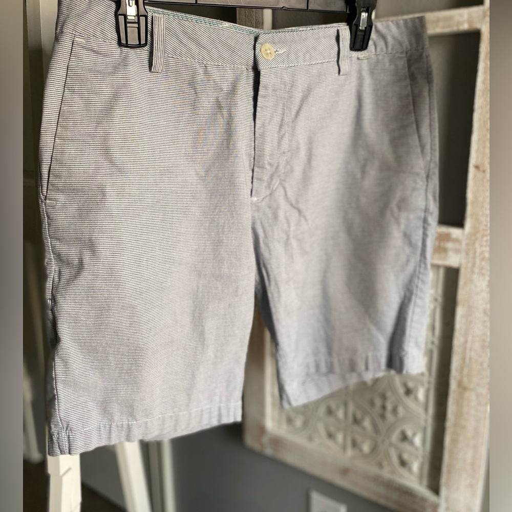 Linksoul by John Ashworth & Co. Shorts in Blue/White Stripe. Size 32.